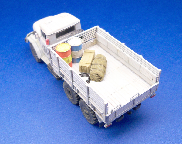 ICM Zil-131 Army Truck